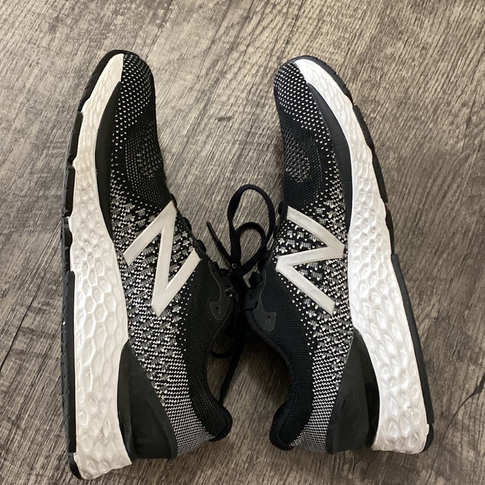 New Balance 880v6 Sz 11 - Picture 3 of 3